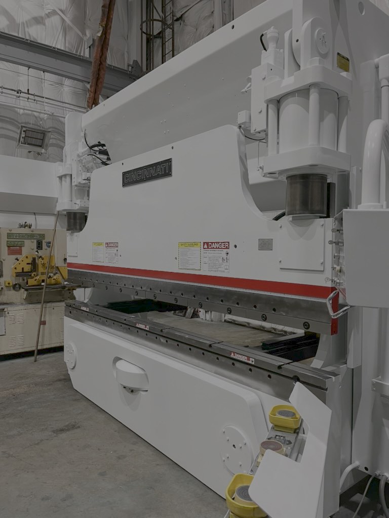 230 Ton X 12’ Cincinnati Model 230FMII CNC Hydraulic Press Brake 